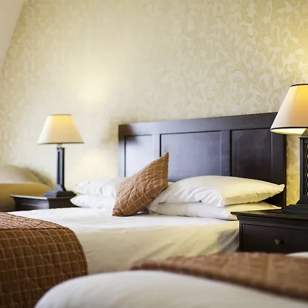The Sandhouse And Marine 4* Donegal Town