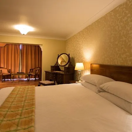 Hotel The Sandhouse And Marine Donegal Town